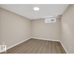 11645 90 St Nw, Edmonton, AB T5B3Y3 Photo 30