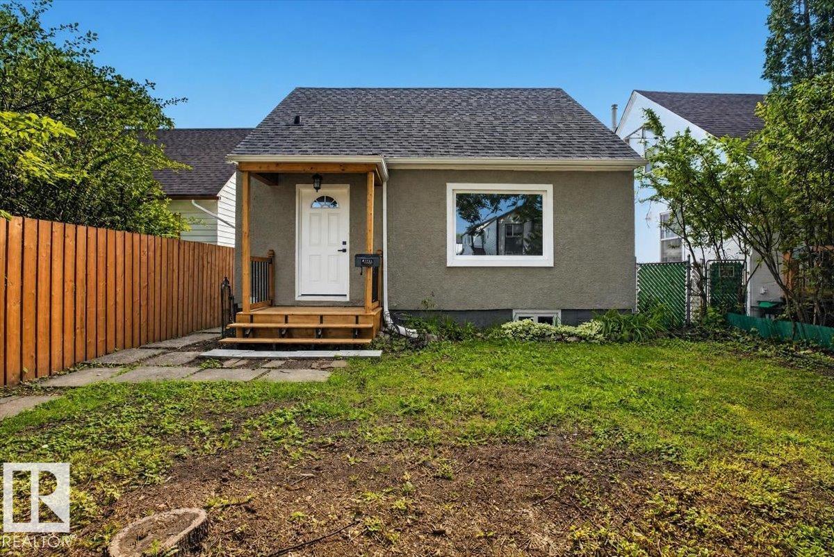 11645 90 ST NW, Edmonton, Alberta, T5B3Y3