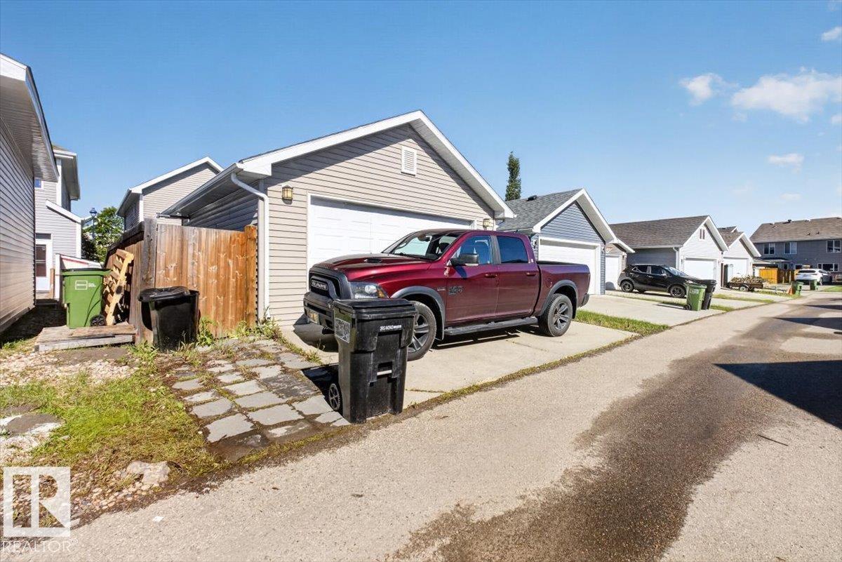 2235 76 ST SW - 47