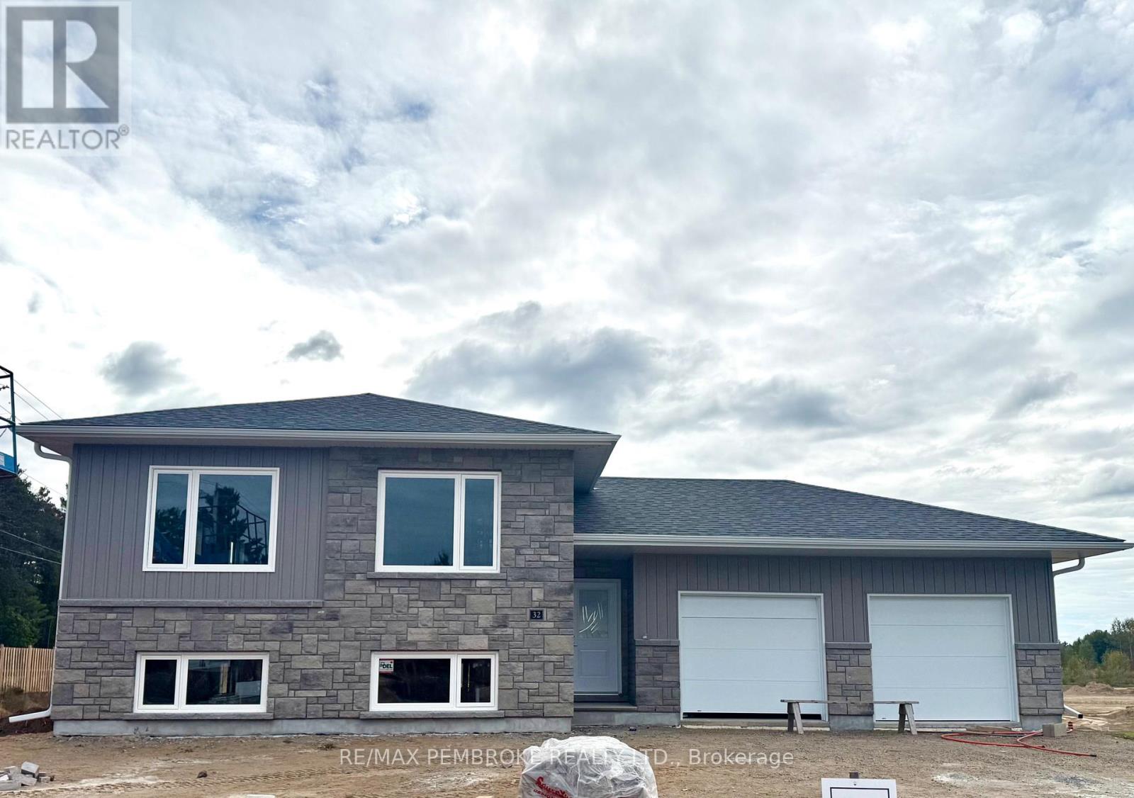 32 JADE AVENUE - 5