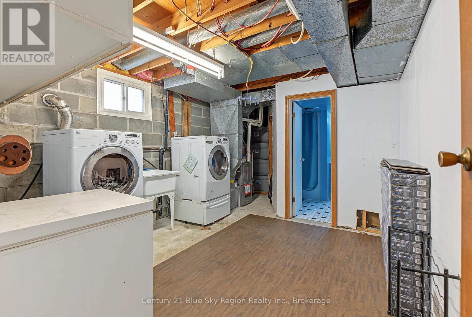 72 VAN HORNE CRESCENT - Image 24