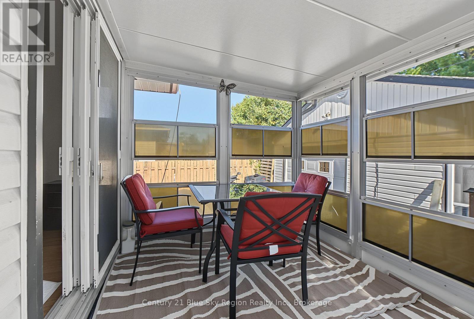 72 VAN HORNE CRESCENT - 26