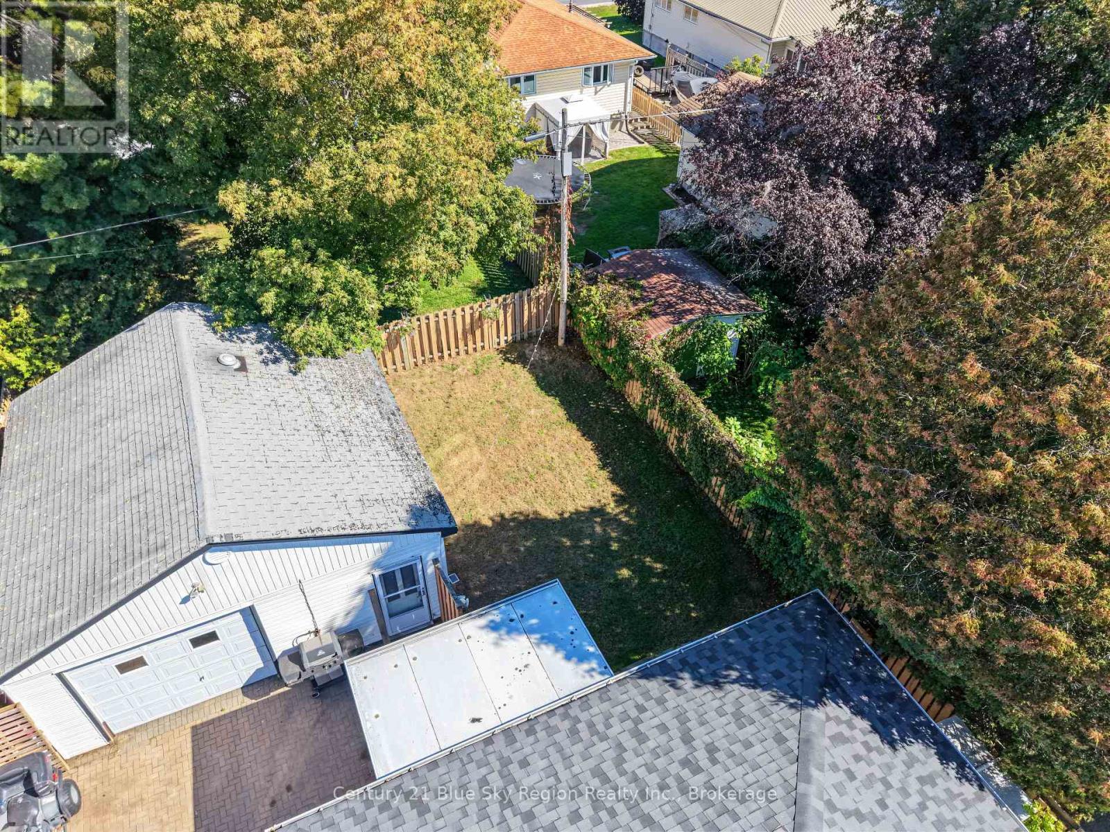 72 VAN HORNE CRESCENT - 31