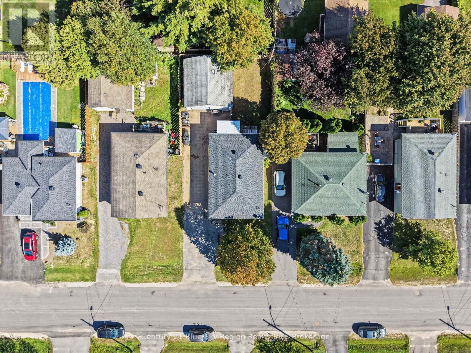 72 VAN HORNE CRESCENT - Image 32