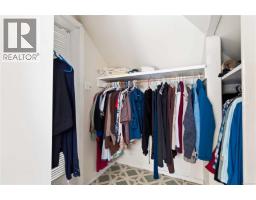 504 Wilson St, Victoria, BC V9A3G7 Photo 33