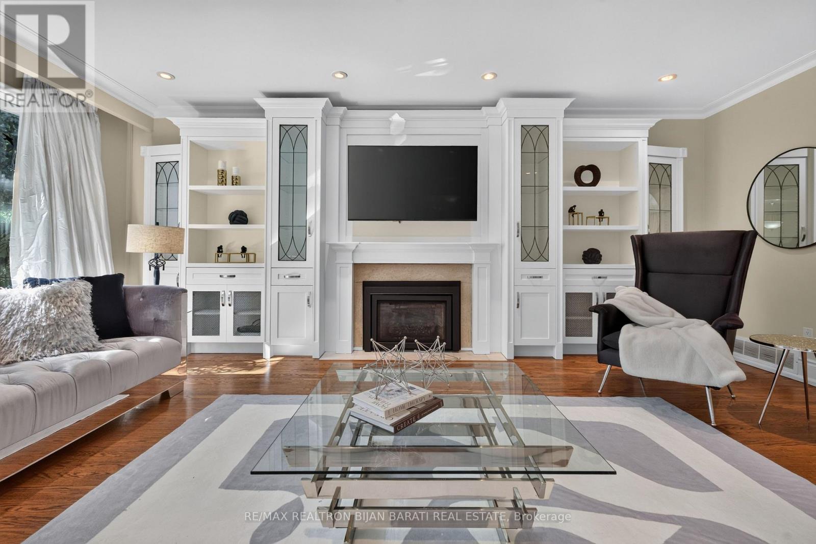 22 BRUCEDALE CRESCENT - 5