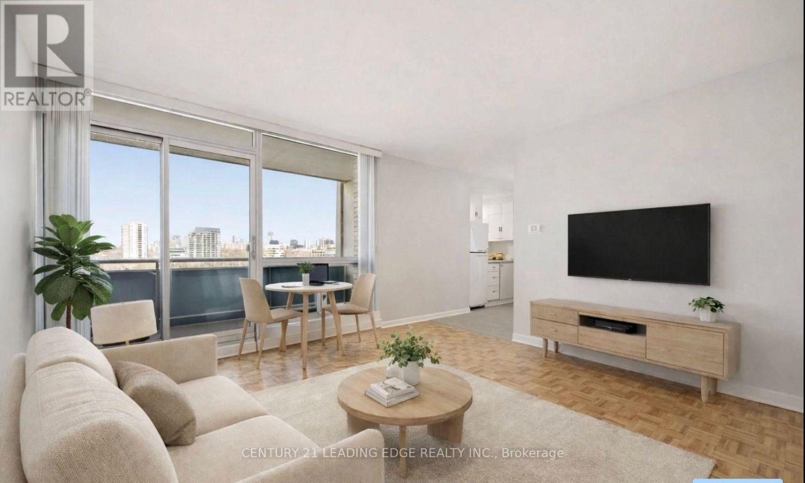 23A - 20 PRINCE ARTHUR AVENUE, Toronto (Annex)
