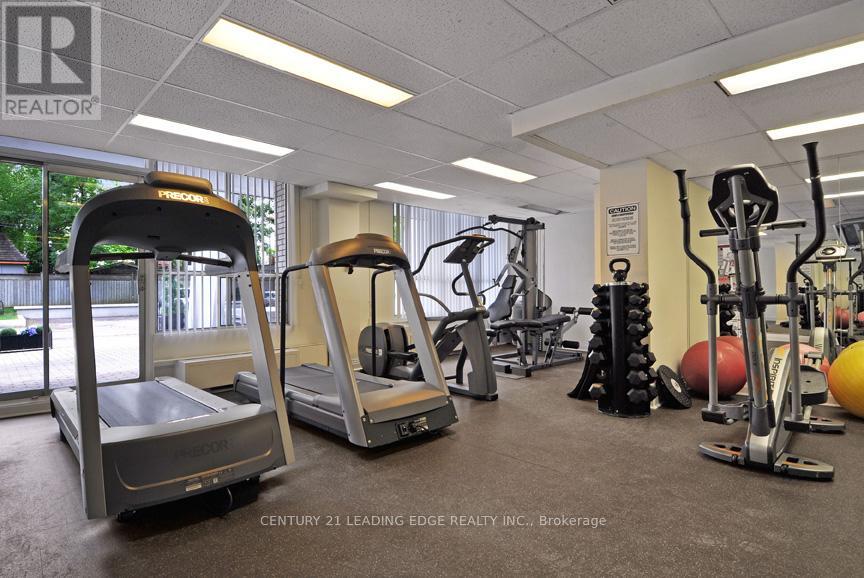 23A - 20 PRINCE ARTHUR AVENUE, Toronto (Annex) — photo 6