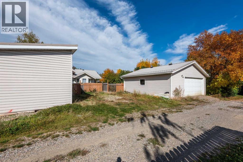 2513 26th Street - 35