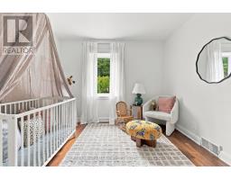 91 Glen Davis Crescent, Toronto, ON M4E1X7 Photo 22