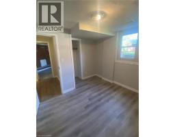 20 Cardill Crescent N, Waterloo, ON N2L3Y6 Photo 11