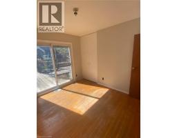 20 Cardill Crescent N, Waterloo, ON N2L3Y6 Photo 18