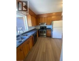 3pc Bathroom - 20 Cardill Crescent N, Waterloo, ON N2L3Y6 Photo 8