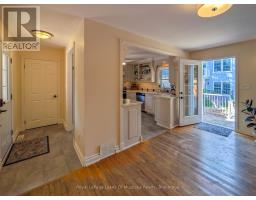 Family room - 212 James Street, Bracebridge, ON P1L2B8 Photo 8