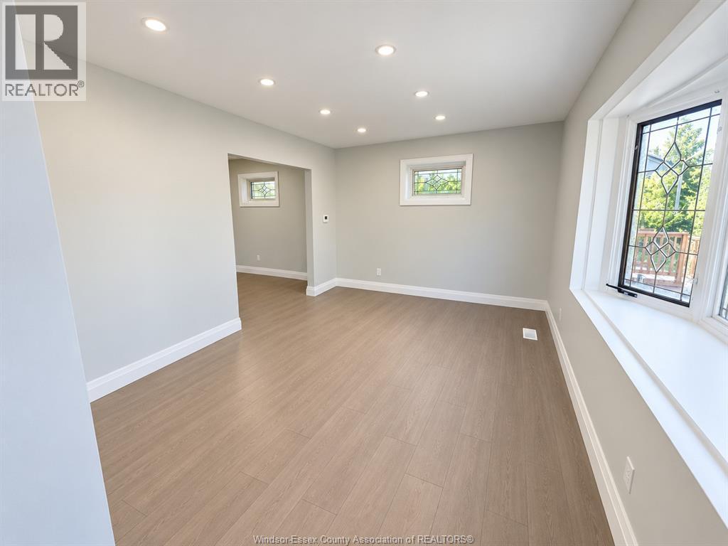 1597 Bruce - Image 6