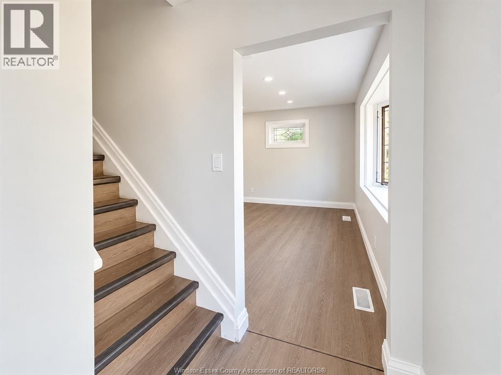 1597 Bruce - Image 4