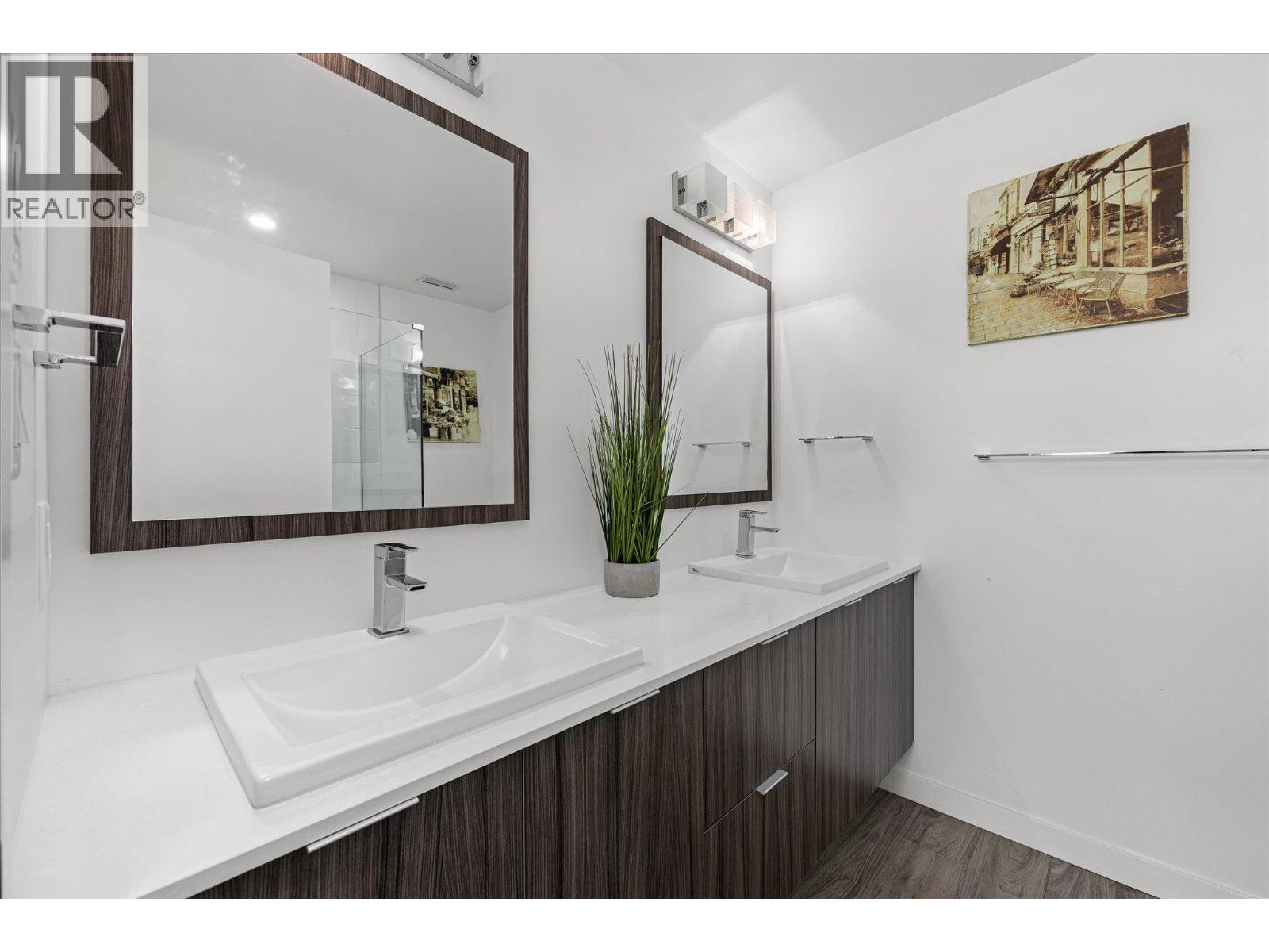 #PH06 1775 Chapman Place - 12