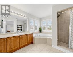 2 Lucida Court, Whitchurch Stouffville, ON L4A1S1 Photo 22