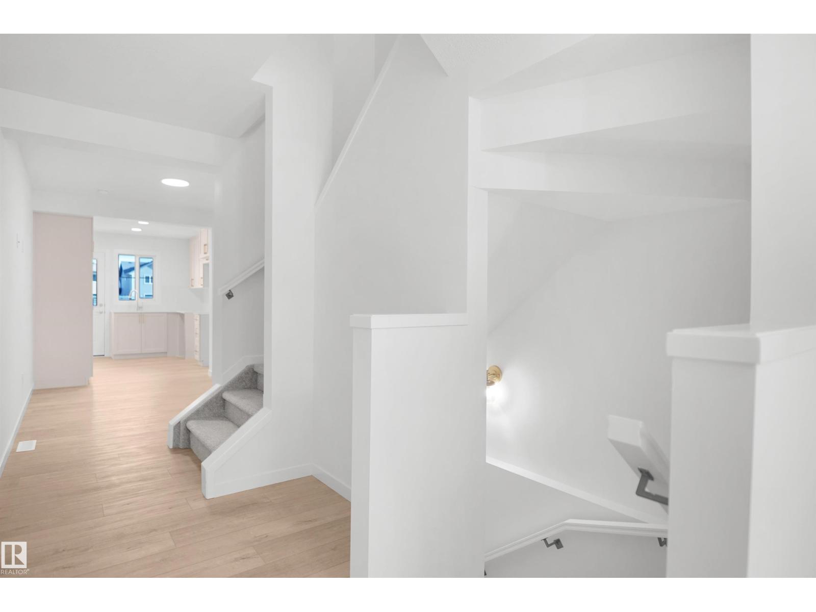 #81 3705 141 ST SW - 3