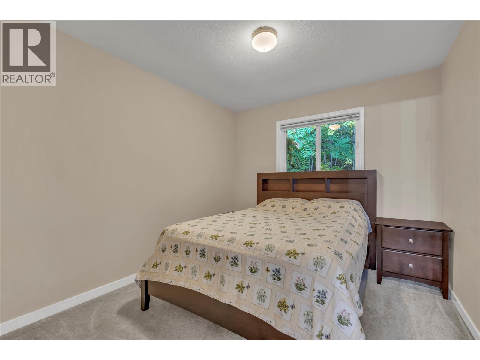 4 8710 Prairie Valley Road, Summerland