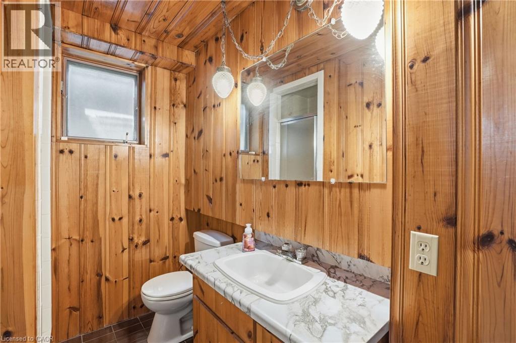 2 LORING Crescent - 35