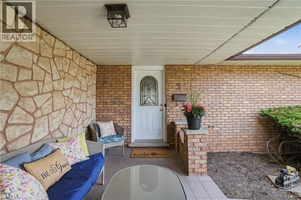 2 LORING Crescent - Image 37