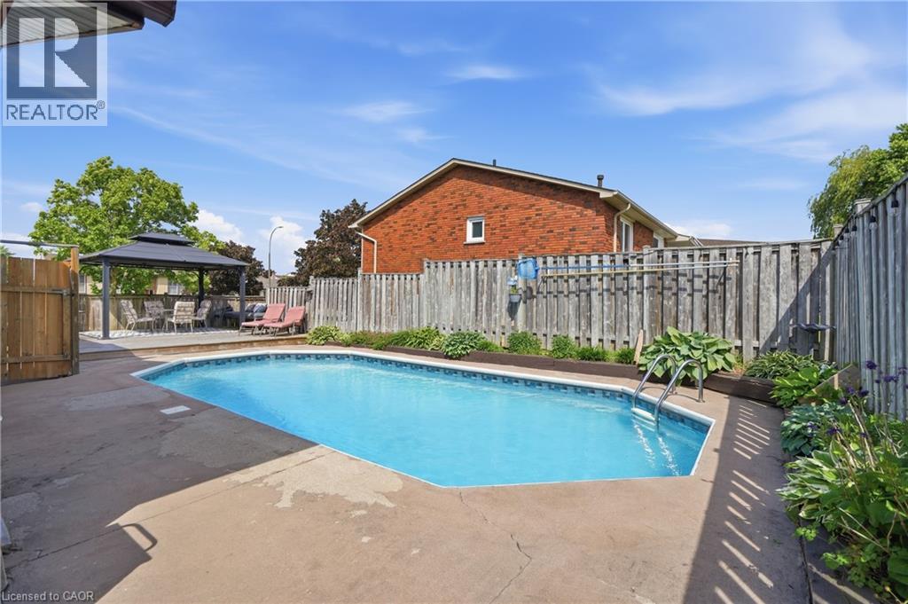 2 LORING Crescent - 40