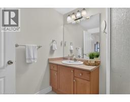 147 Reiber Court, Waterloo, ON N2L6N2 Photo 36