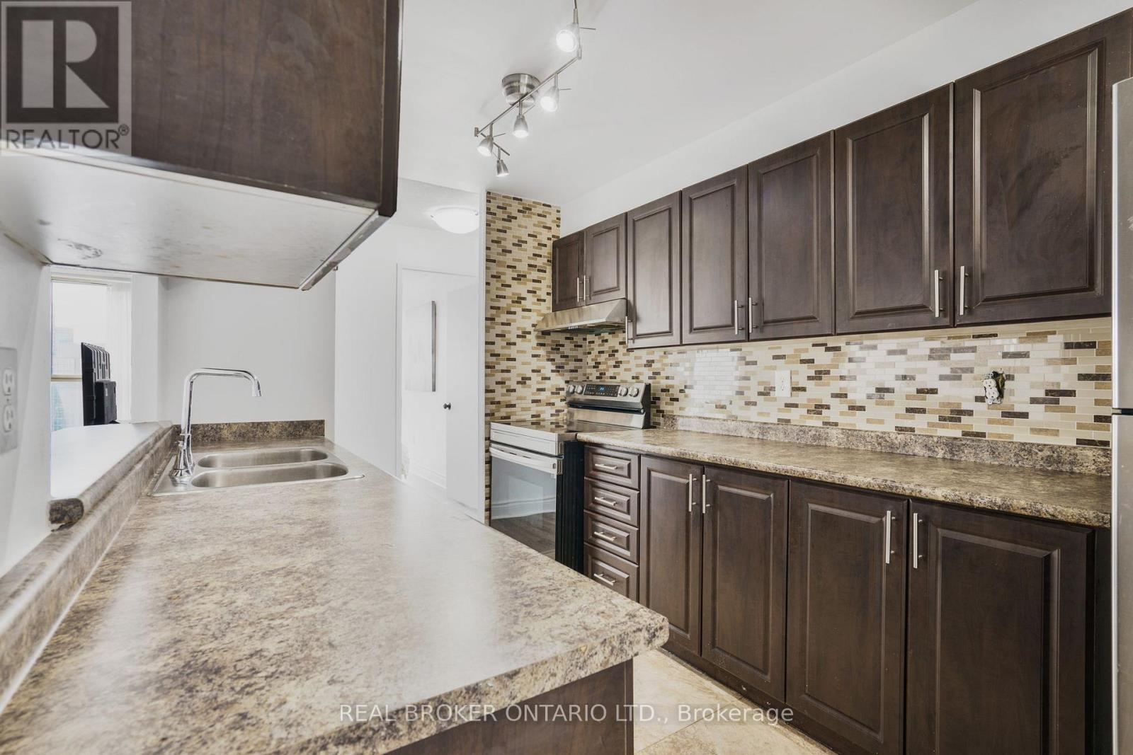 #2101 4205 Shipp Drive, Mississauga (City Centre), Ontario, L4Z2Y9, Mississauga (City Centre), Ontario — photo 5 of 5