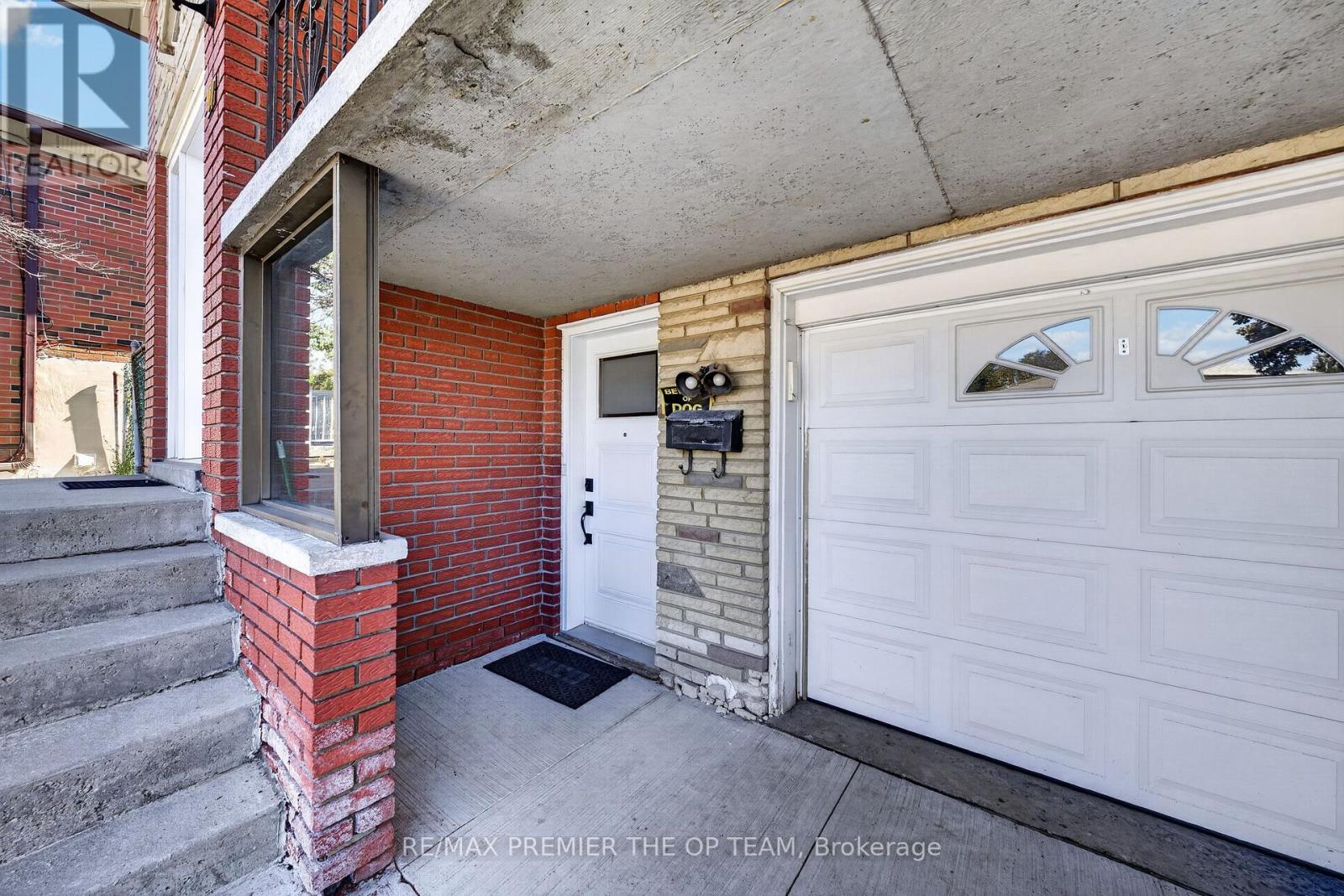 97 FIRGROVE CRESCENT - 24