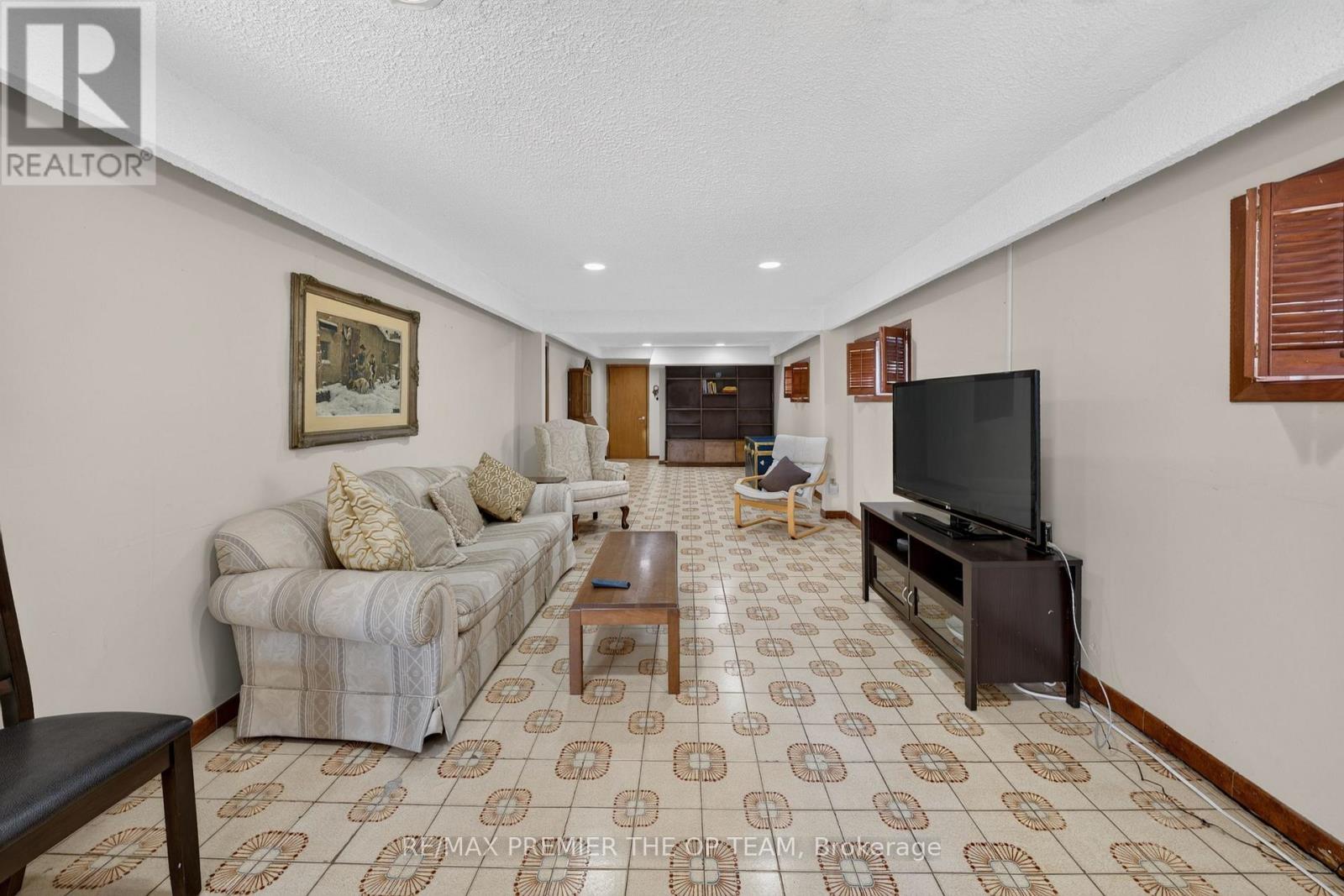 97 FIRGROVE CRESCENT - 30