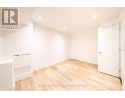 Lower - 49 B East Drive, Toronto, ON M6N2N8 Photo 9