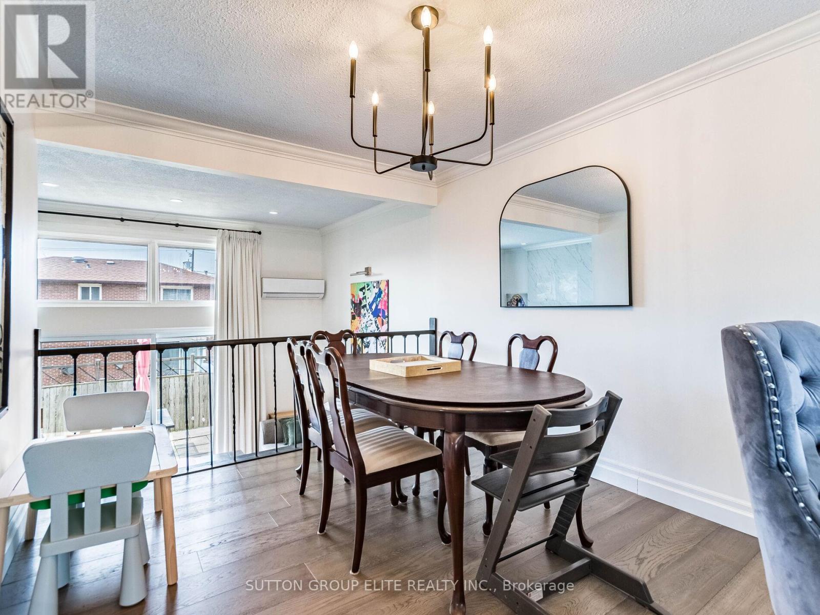 #8 640 RATHBURN ROAD E - 11