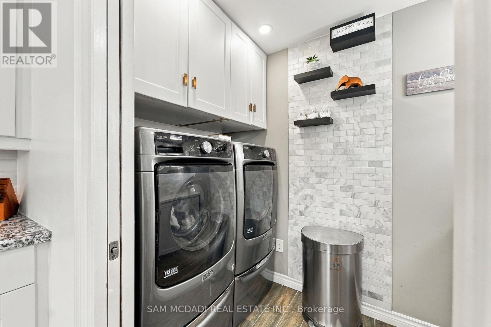 22 BYWOOD CRESCENT - 14