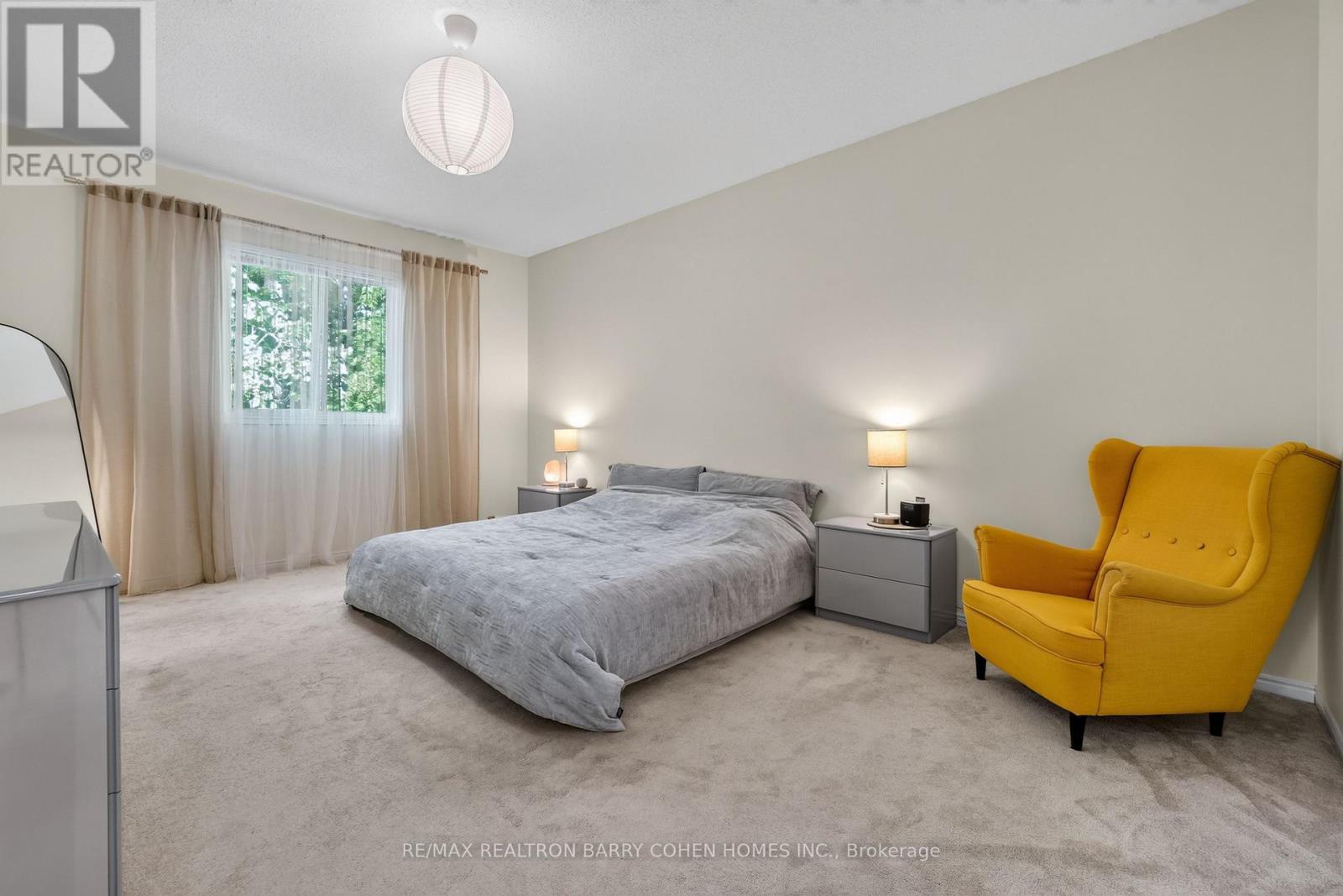 1090 SHELBORNE PLACE - 15