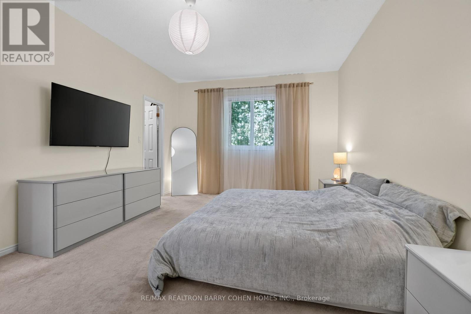 1090 SHELBORNE PLACE - 16