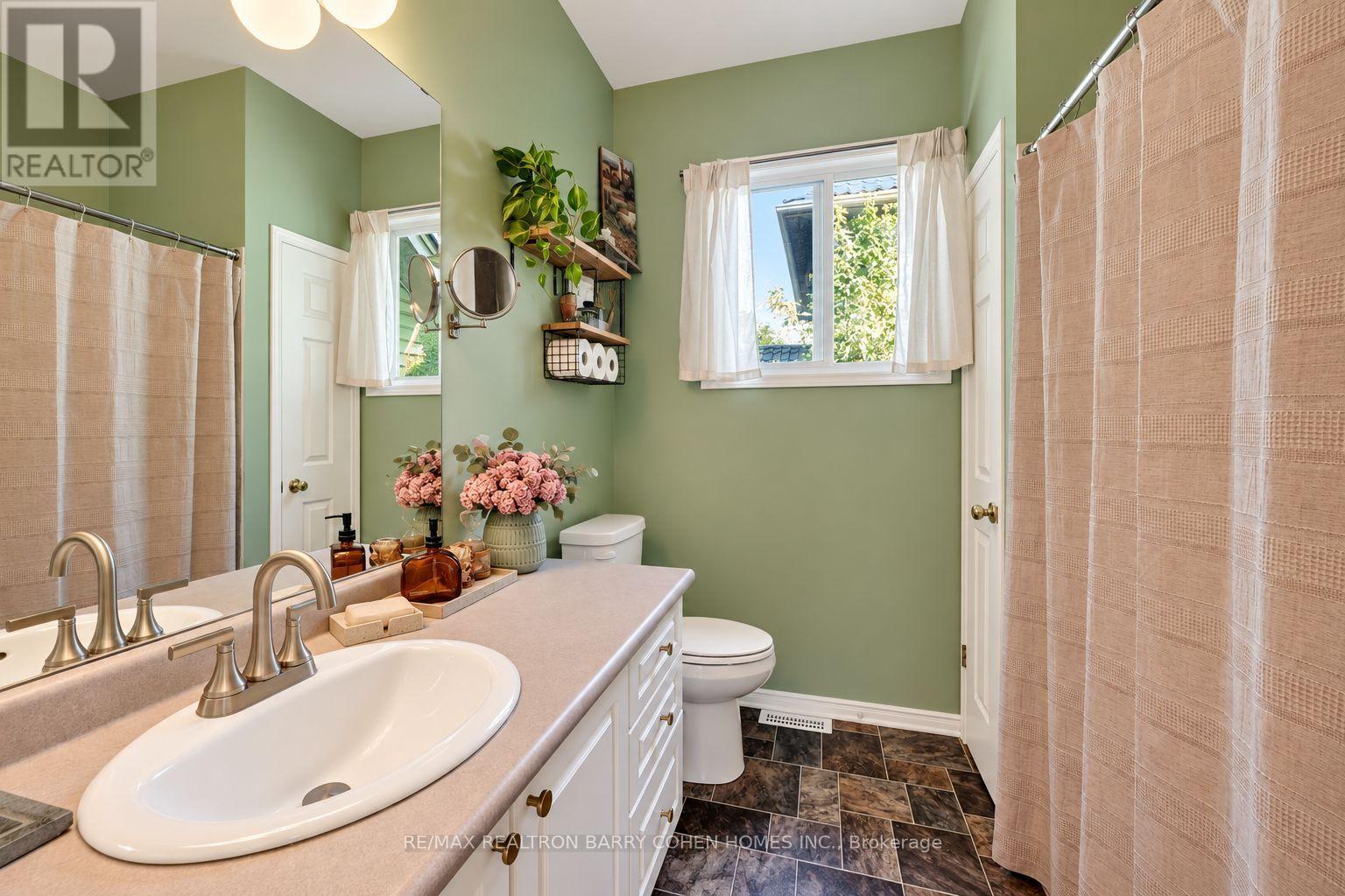 1090 SHELBORNE PLACE - 20
