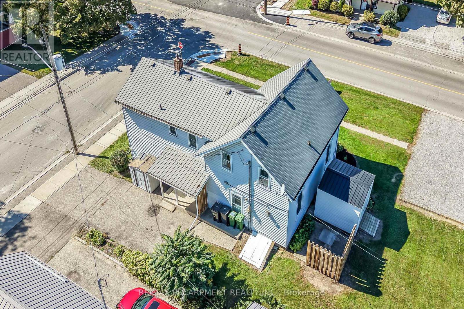 217-219 NELSON STREET W - 48