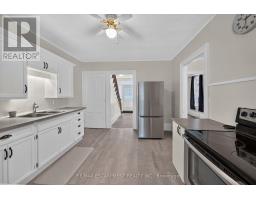 Bedroom - 217-219 Nelson Street W, Norfolk, ON N0A1N0 Photo 12