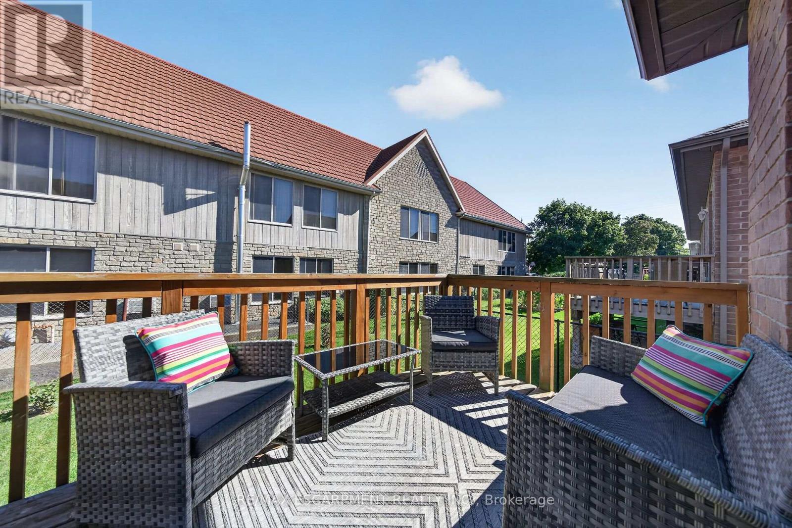 10 MACNEIL COURT - 42