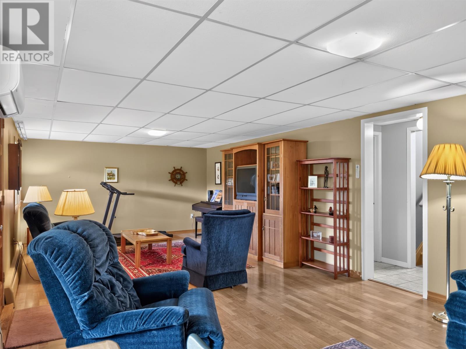 22 Upper Tea Hill Crescent - 23