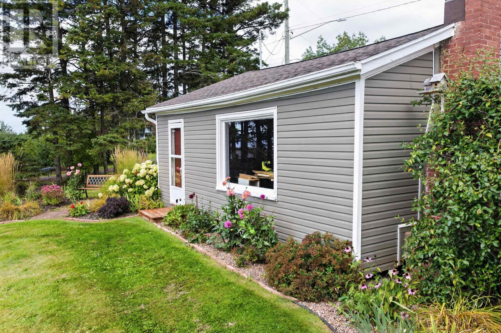 22 Upper Tea Hill Crescent - Image 39