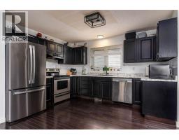 Living room - 5411 28 Street, Lloydminster, AB T9V2M3 Photo 6