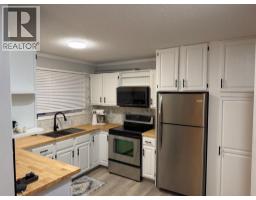 97 Greenview Close N - photo 7