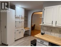 97 Greenview Close N - photo 8