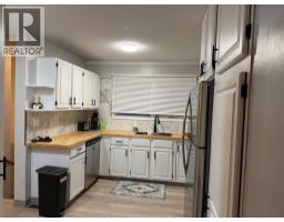 97 Greenview Close N - photo 9