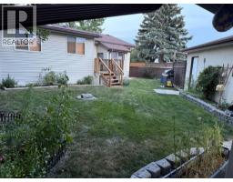 97 Greenview Close N - photo 38