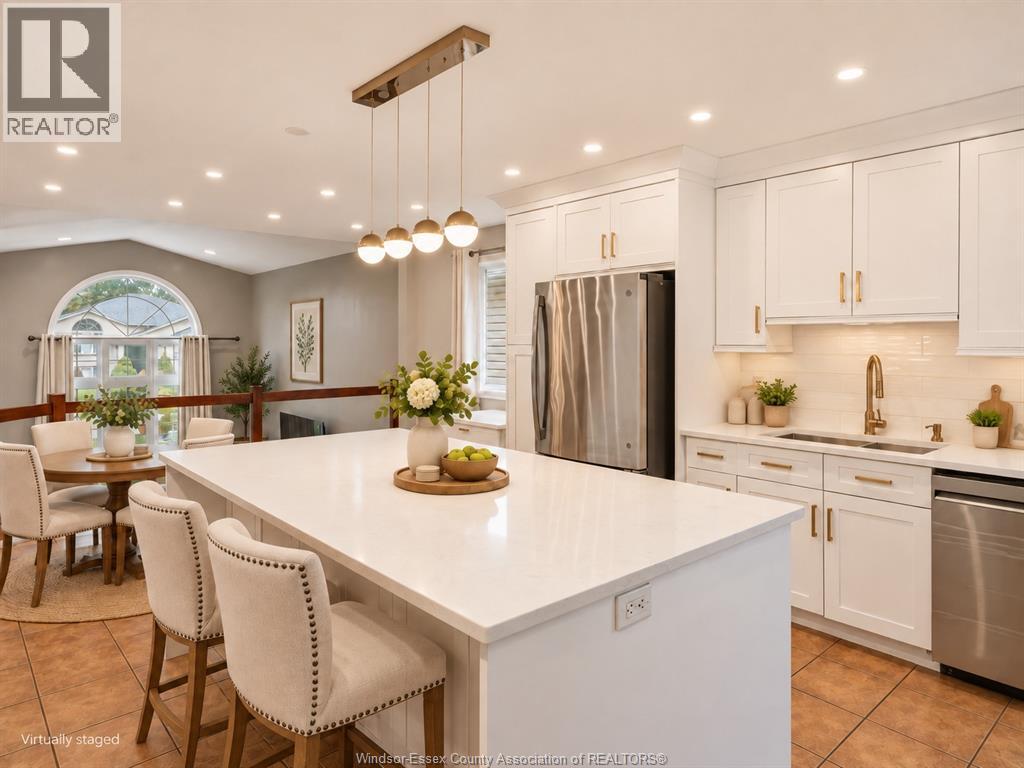 124 HIGGINS CRESCENT - 9