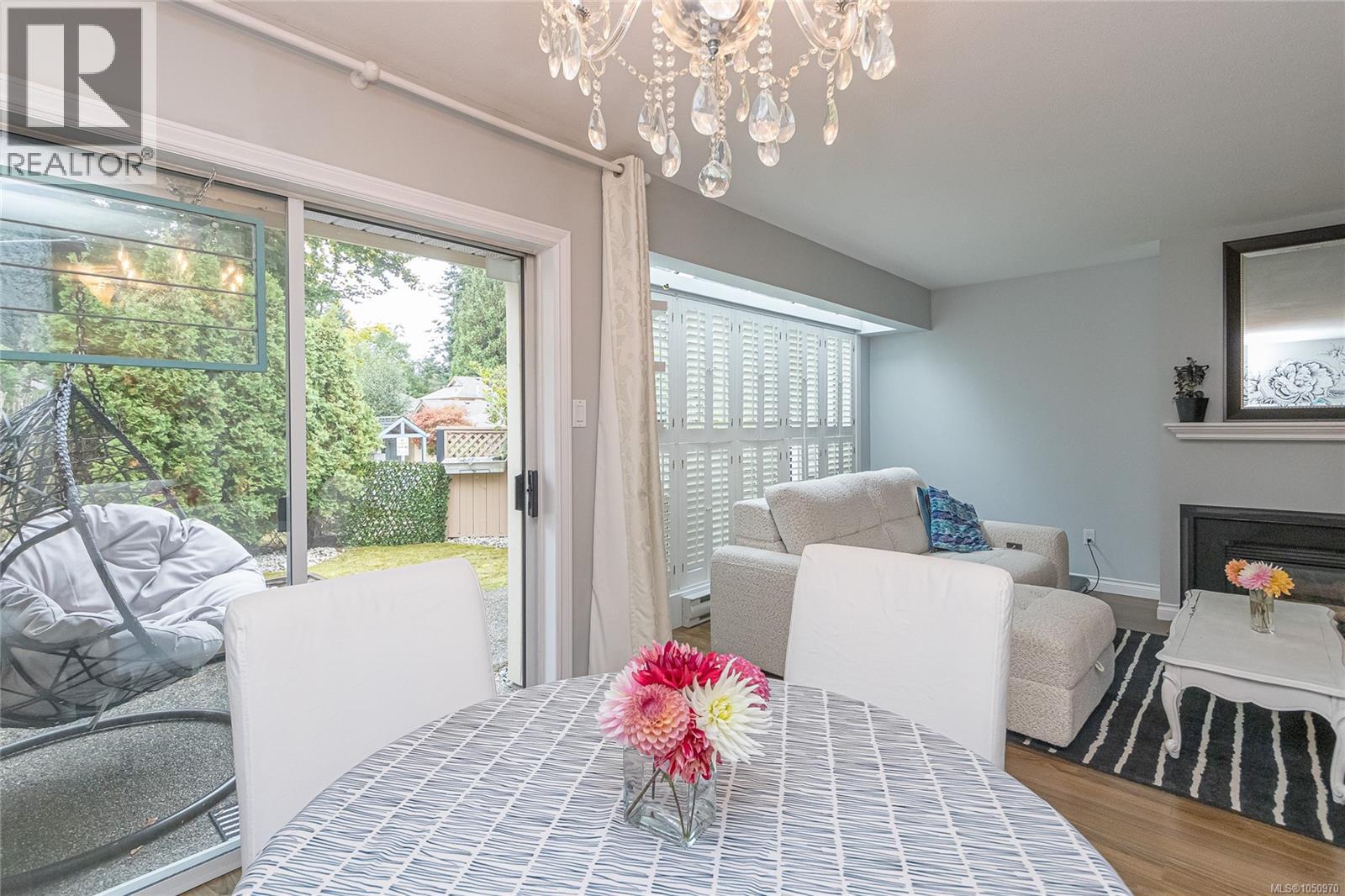 6064 Lionel Cres - Image 12
