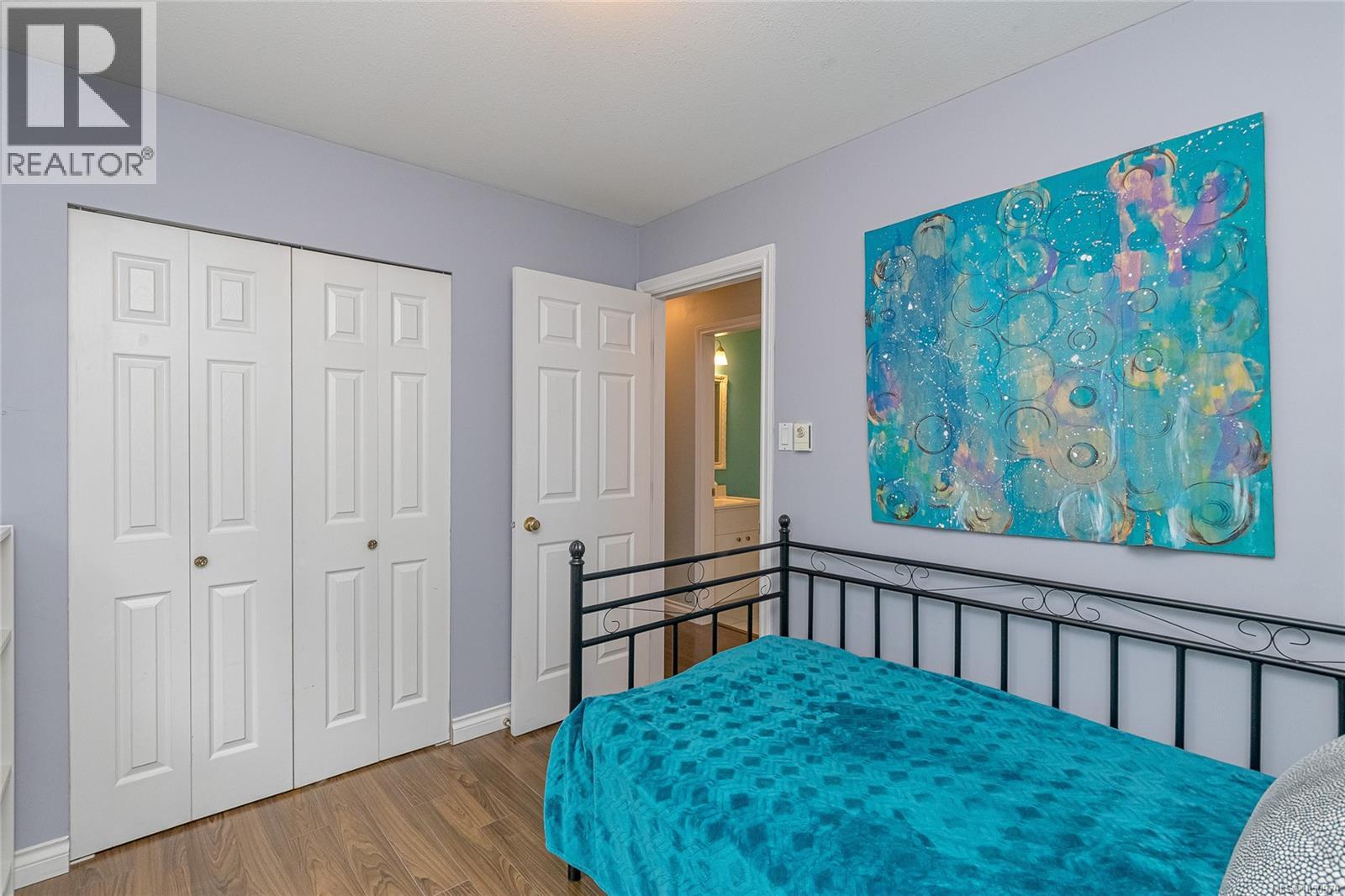6064 Lionel Cres - Image 20